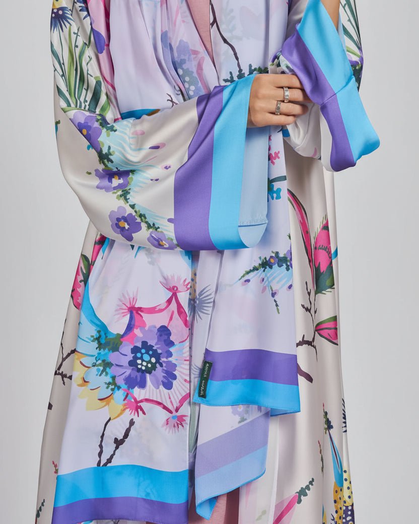 RAMADAN25LOOKA17 ABAYA - THE ORPHIC - MIRA Y MANO