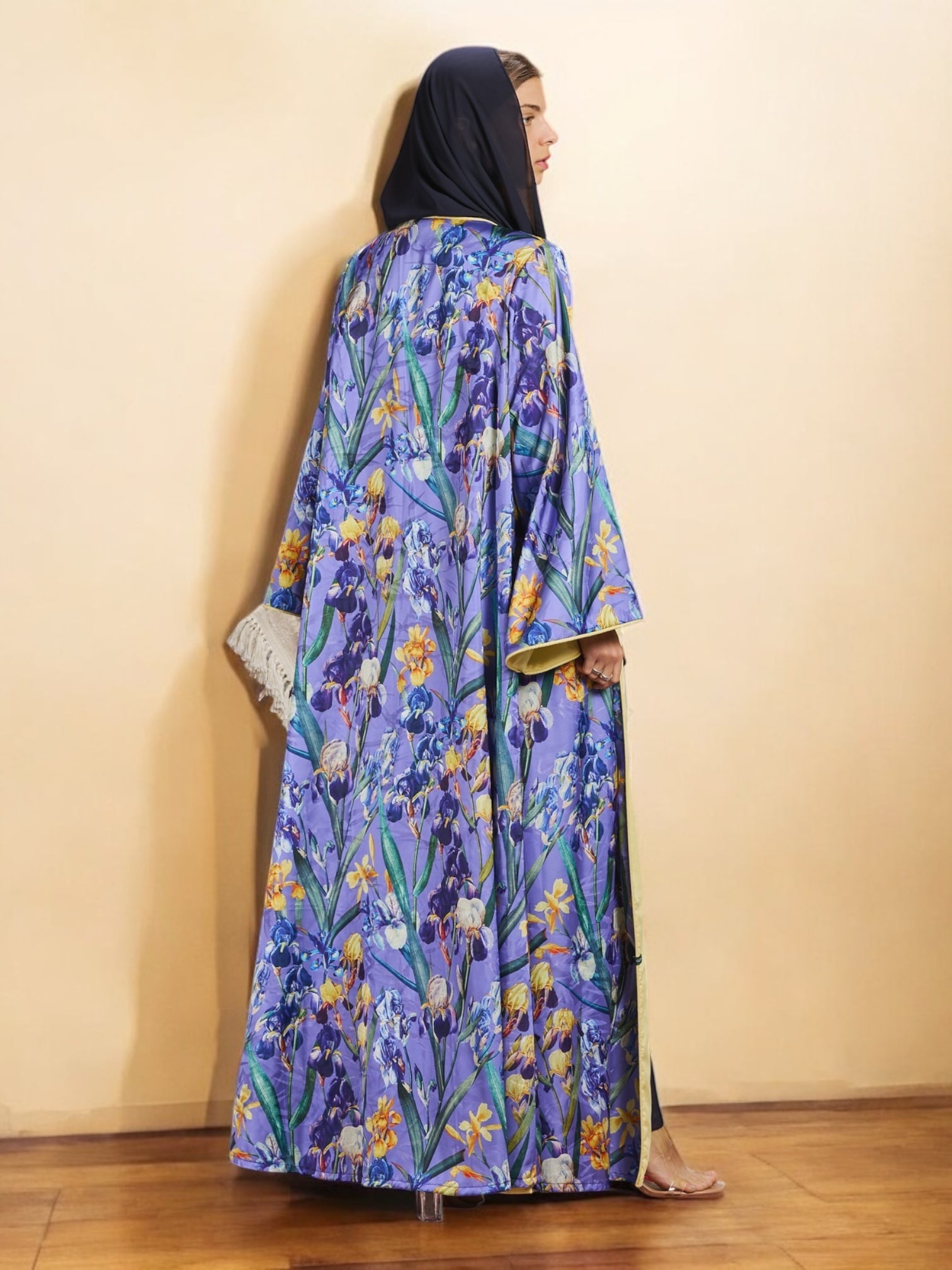 RAMADAN25LOOKA20 ABAYA - THE ORPHIC - MIRA Y MANO