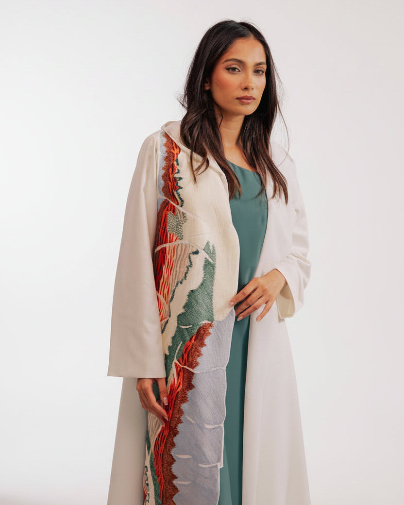 RAMADAN26LOOK01 ABAYA - THE ORPHIC - MIRA Y MANO