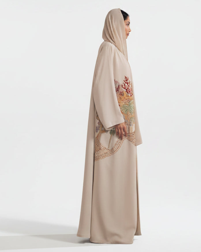 RAMADAN26LOOK02 ABAYA - THE ORPHIC - MIRA Y MANO