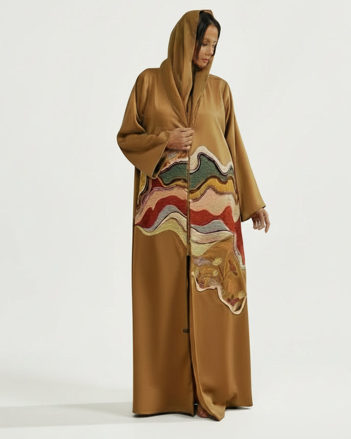 RAMADAN26LOOK03 ABAYA - THE ORPHIC - MIRA Y MANO
