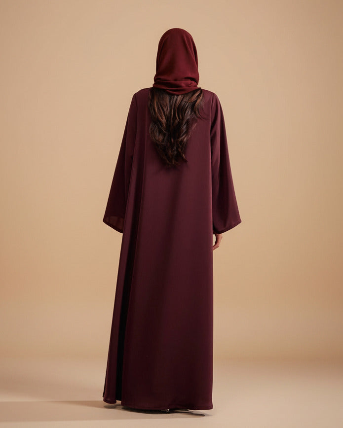 RAMADAN26LOOK04 ABAYA - THE ORPHIC - MIRA Y MANO