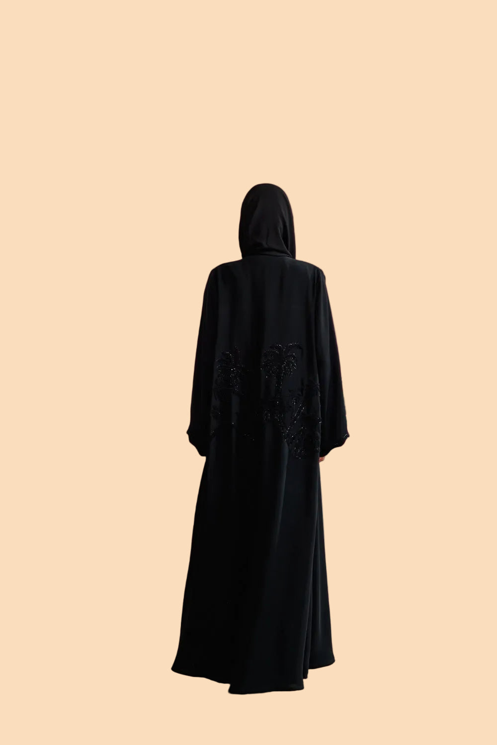 RAMADAN26LOOK06 ABAYA - THE ORPHIC - MIRA Y MANO