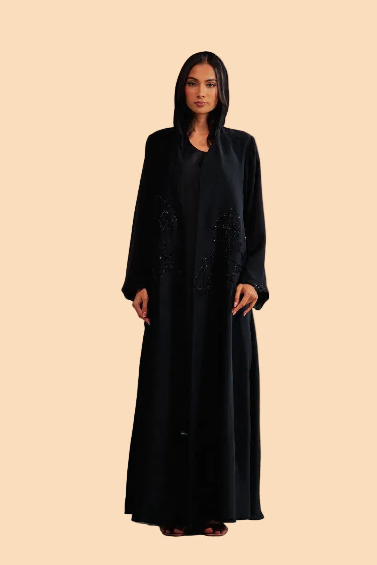 RAMADAN26LOOK06 ABAYA - THE ORPHIC - MIRA Y MANO