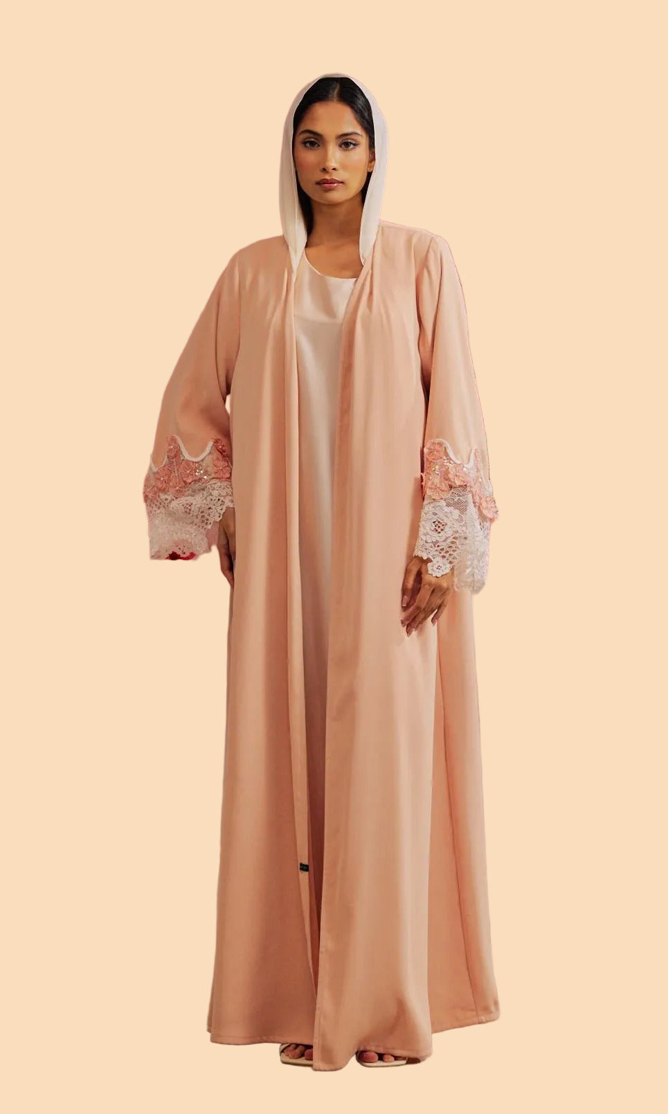 RAMADAN26LOOK15 ABAYA - THE ORPHIC - MIRA Y MANO