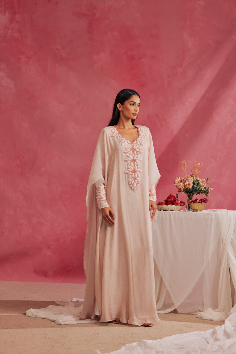 RAMADAN26LOOKK01 KAFTAN - THE ORPHIC - MIRA Y MANO