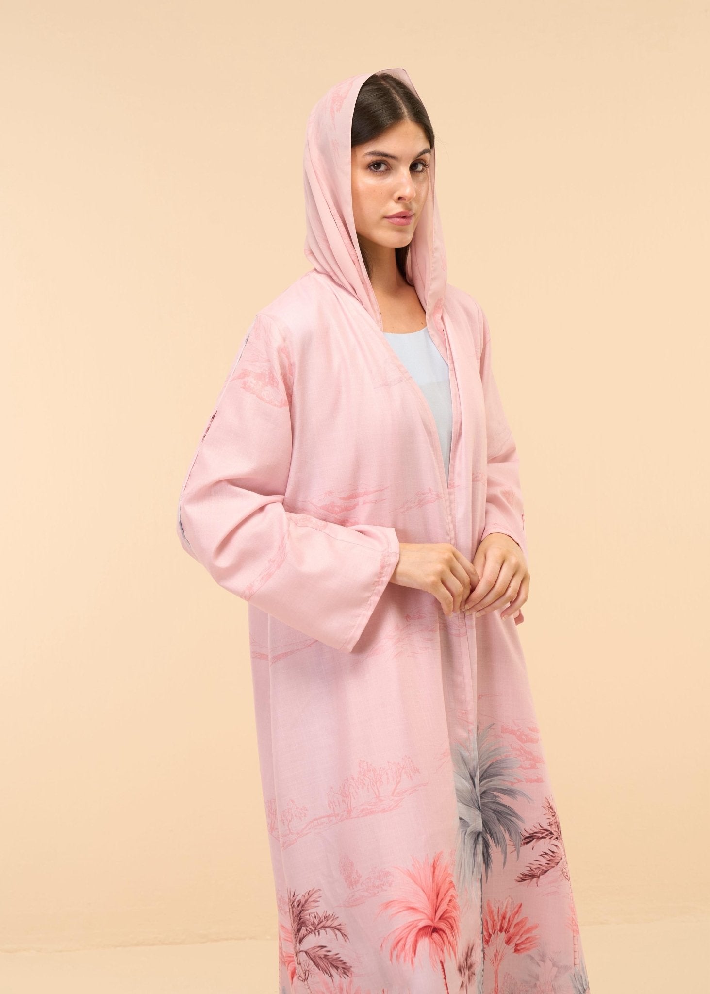 SUMMER25LOOK03 ABAYA - THE ORPHIC - MIRA Y MANO