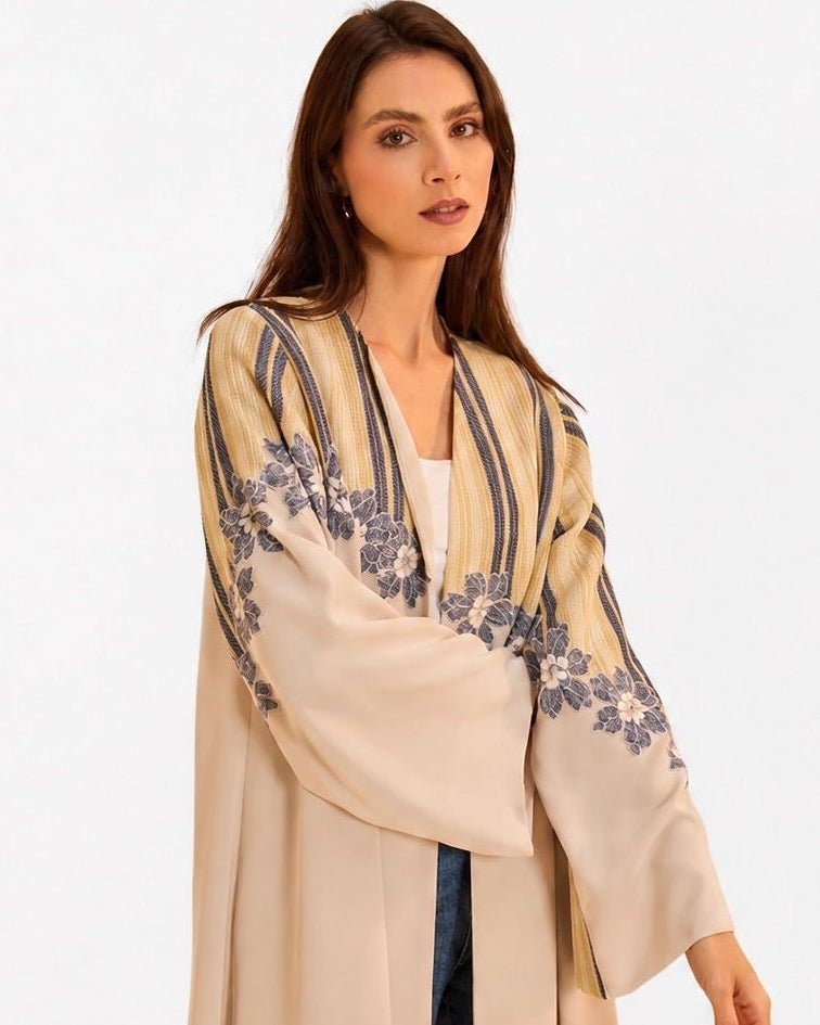 SUMMER26LOOK13 - Beige Crepe Abaya - THE ORPHIC - MIRA Y MANO