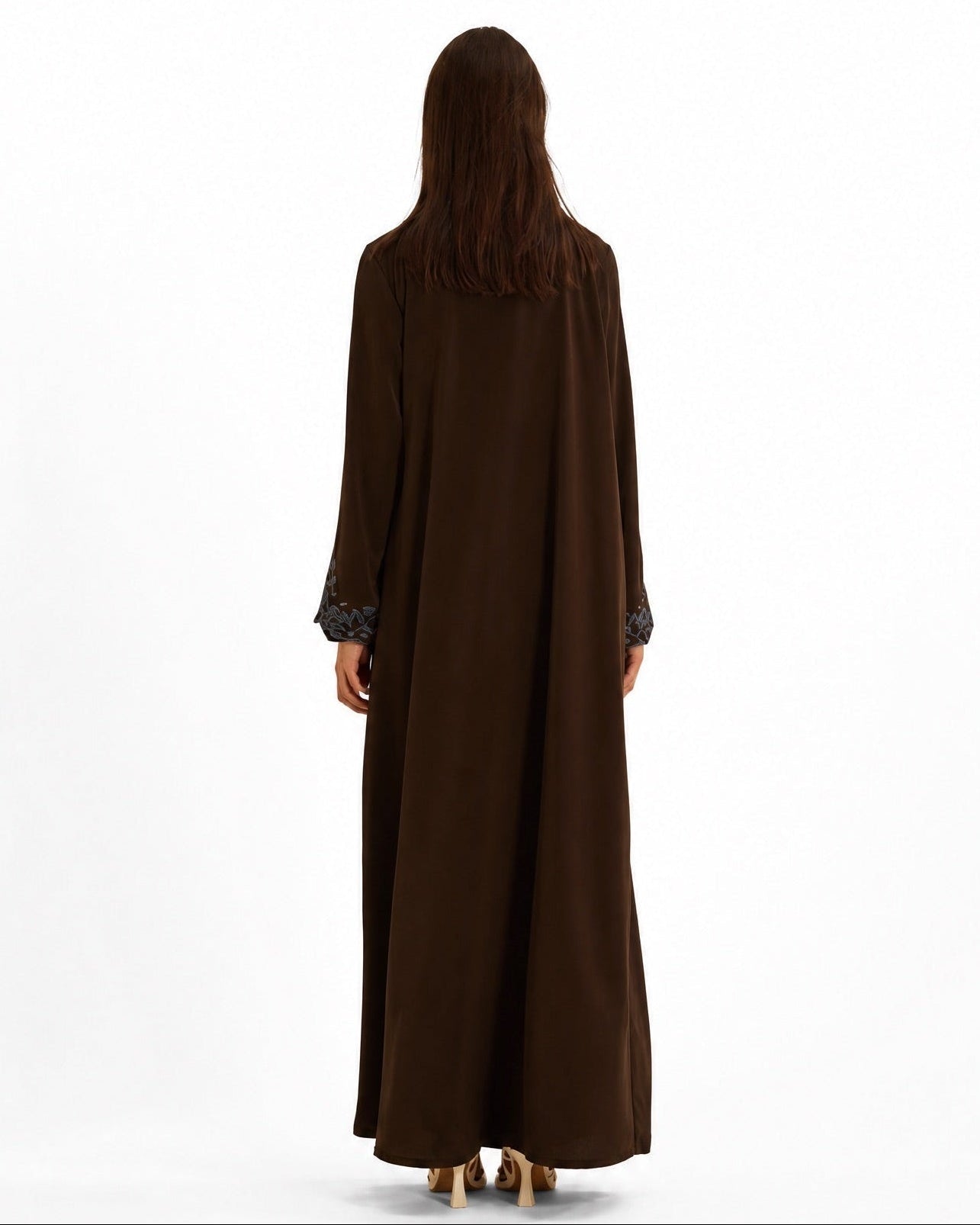 SUMMER26LOOK14 - Brown Crepe Abaya - THE ORPHIC - MIRA Y MANO