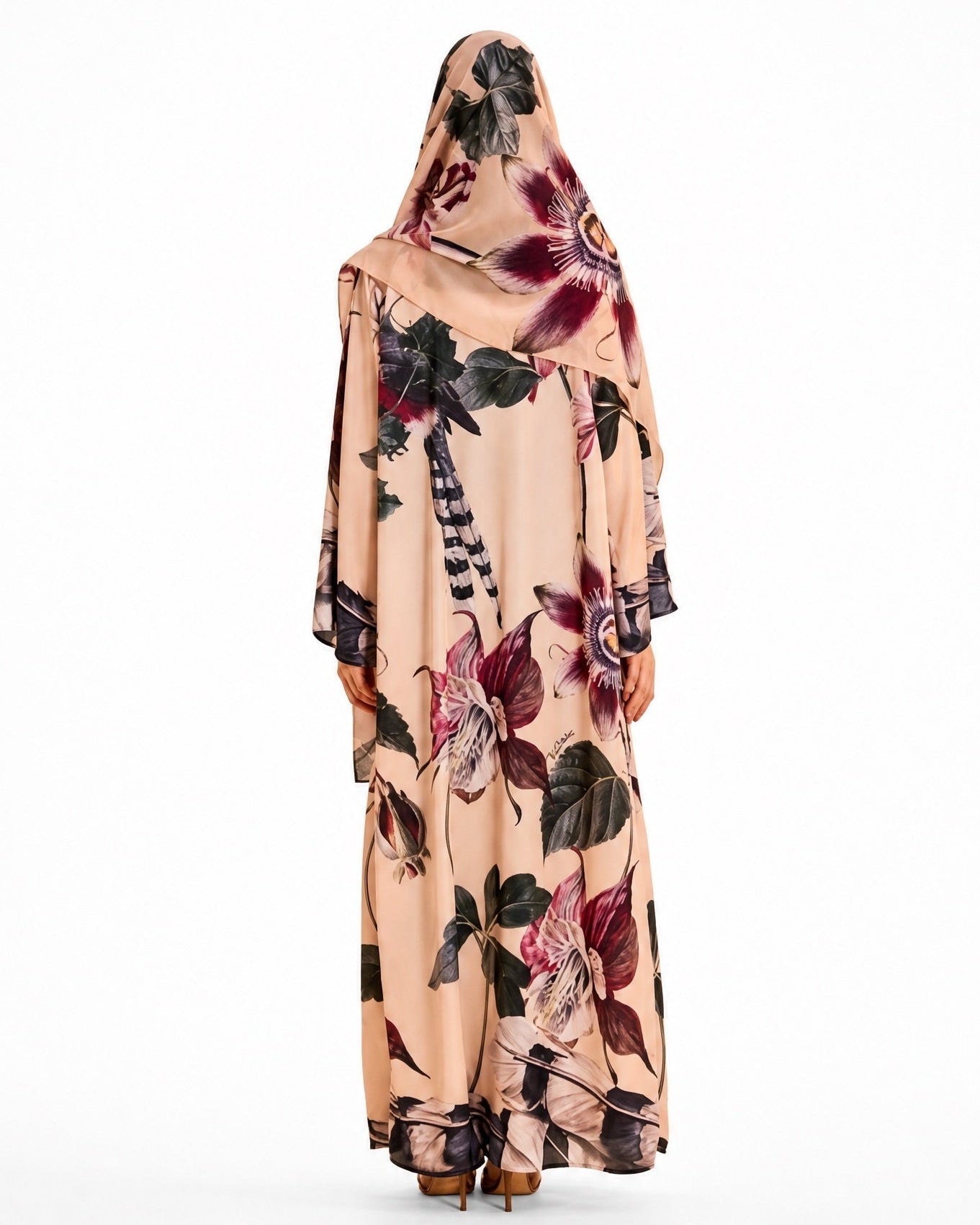 SUMMER26LOOK16 - Printed Silk Abaya - THE ORPHIC - MIRA Y MANO