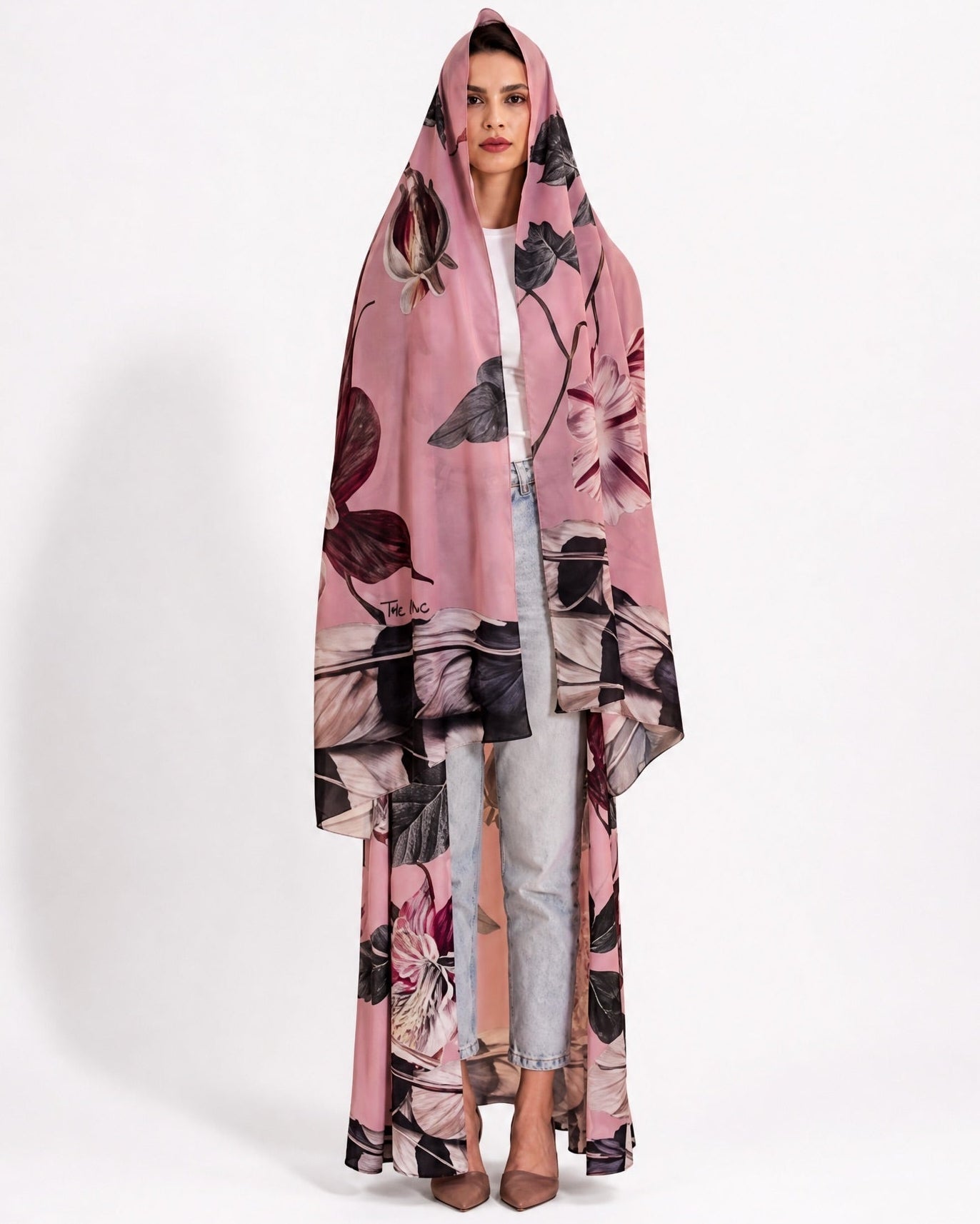 SUMMER26LOOK17 - Printed Silk Abaya - THE ORPHIC - MIRA Y MANO