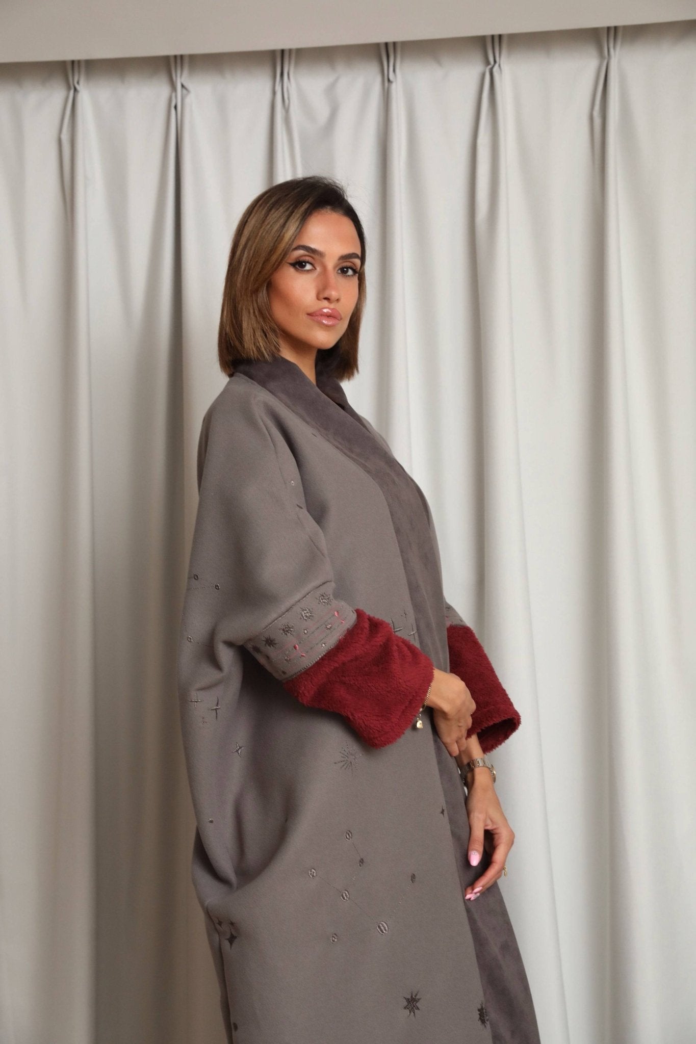 SASSY IN THE CITY ABAYA - THE UNTITLED PROJECT - MIRA Y MANO