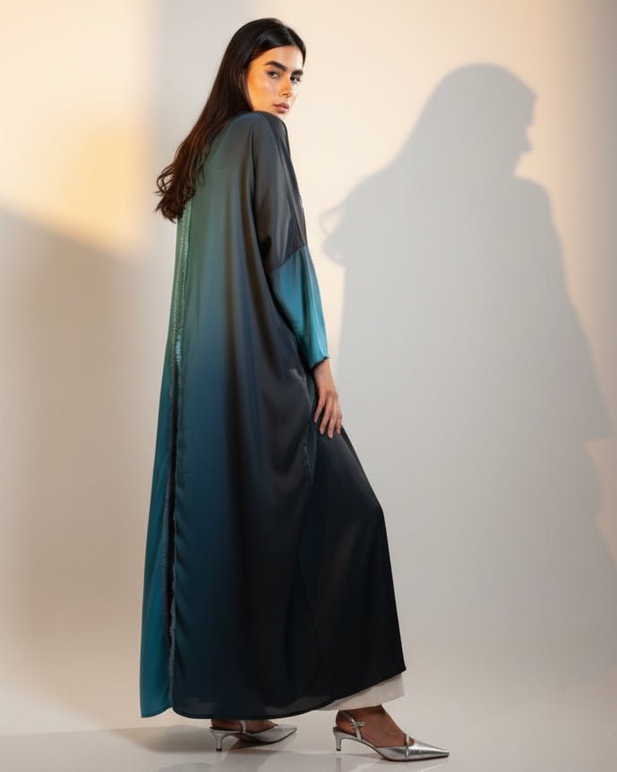 OMBRE SKY BLUE ABAYA - THHABAH - MIRA Y MANO