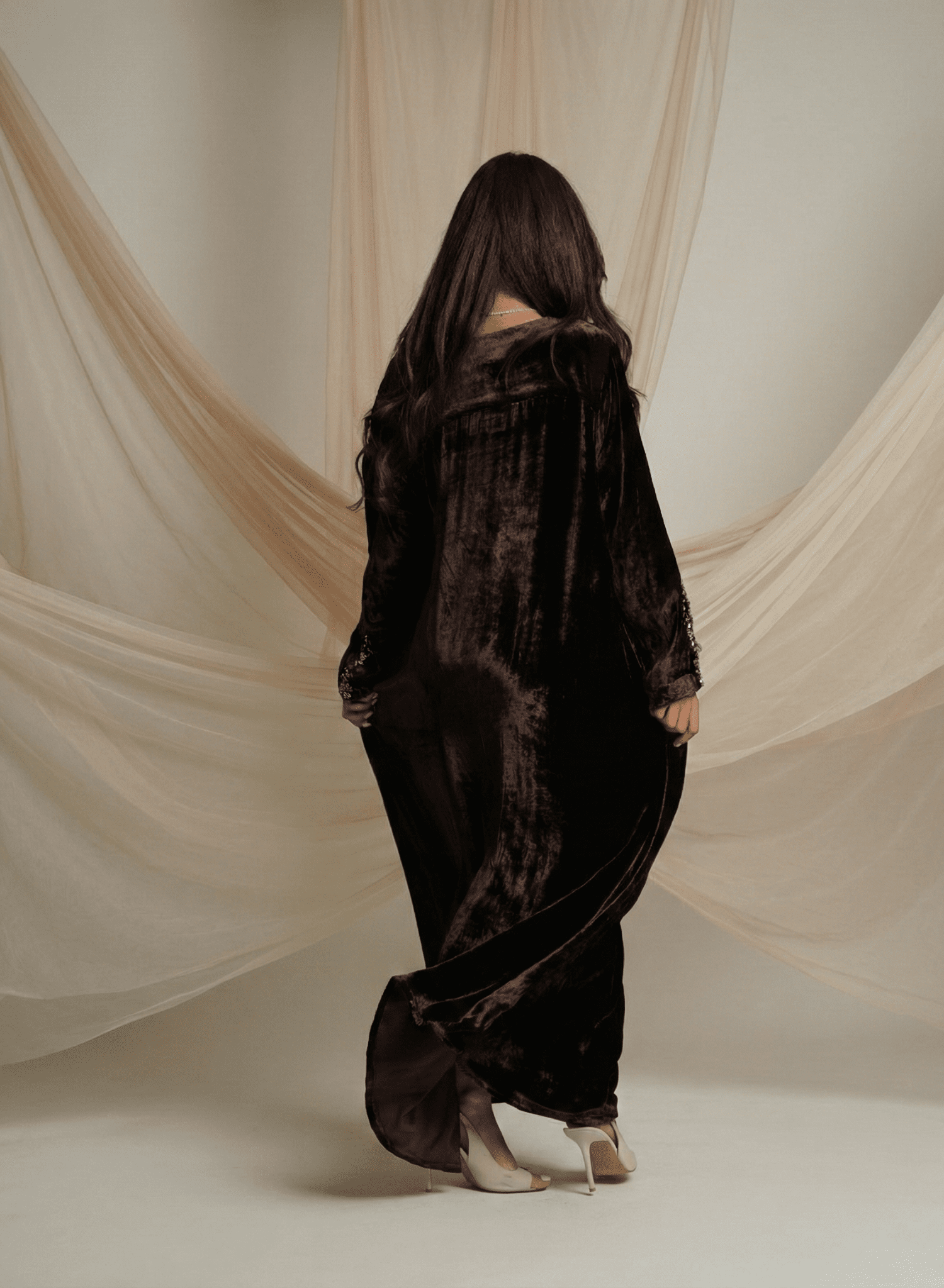 A08 - BR DRESS - UCCELLO - MIRA Y MANO