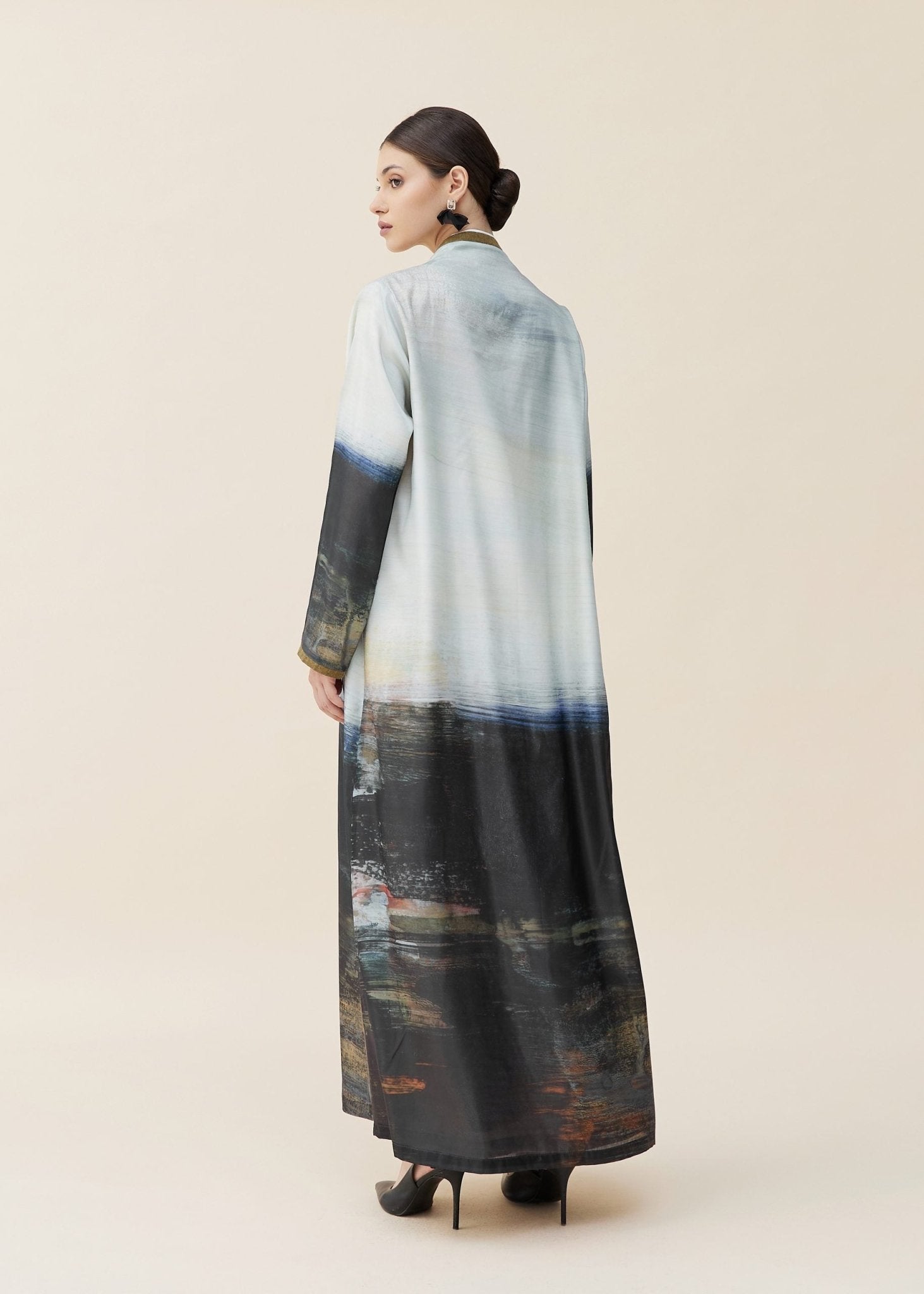 CODE - 0408 ABAYA - ZAH DESIGN - MIRA Y MANO