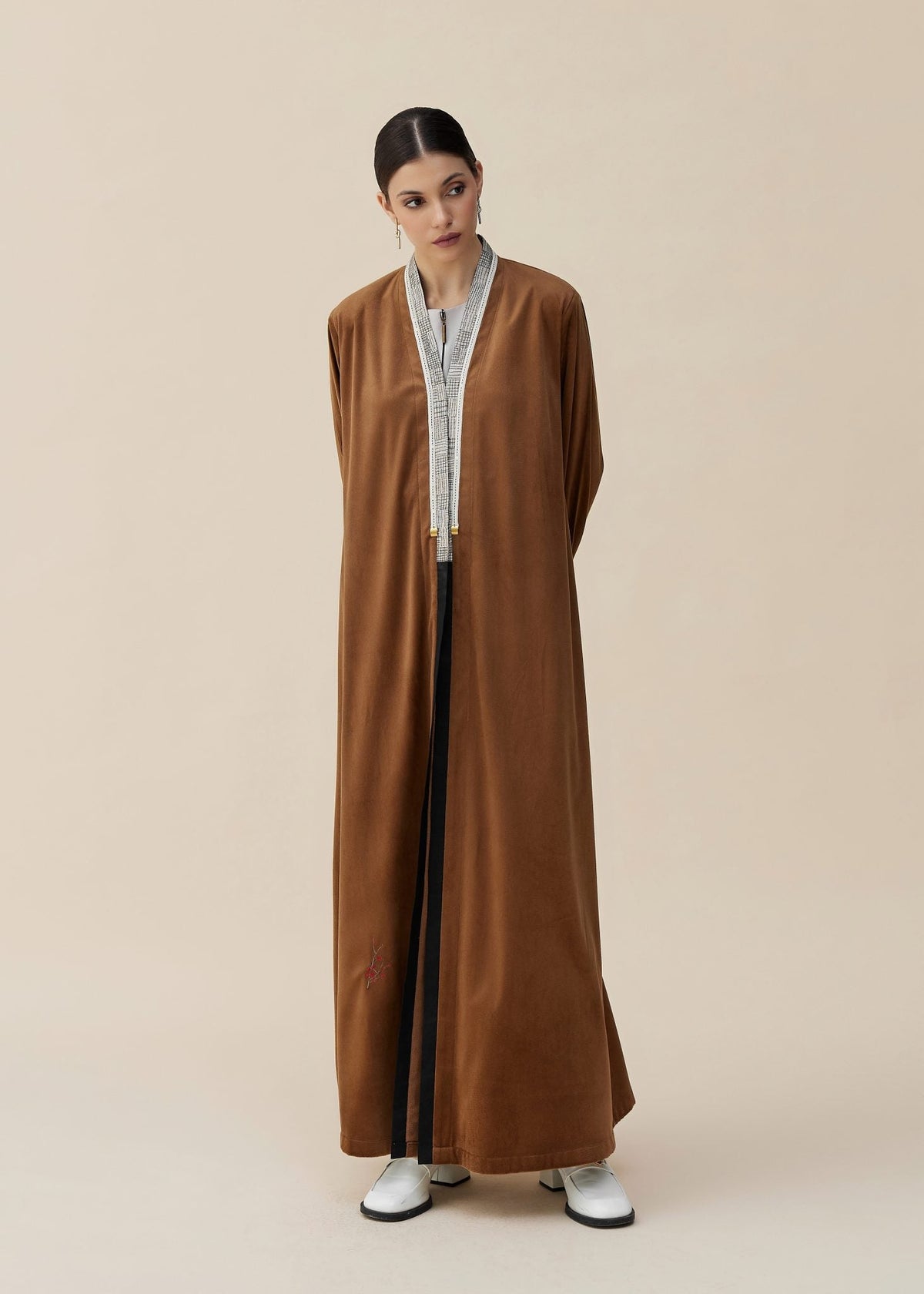 CODE - 0427 ABAYA - ZAH DESIGN - MIRA Y MANO