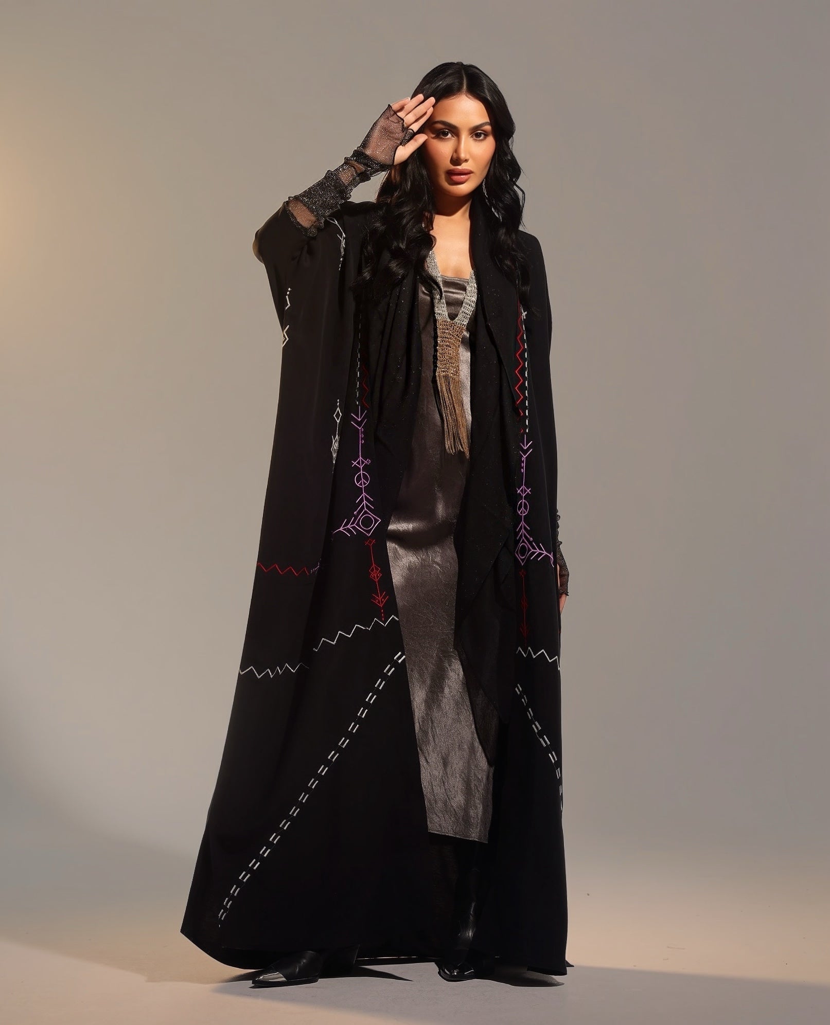 MUSE ABAYA - ZIYA - MIRA Y MANO