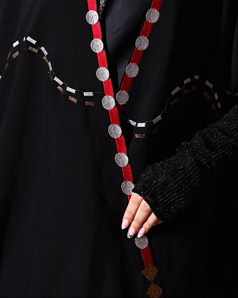 NOMAD ABAYA - ZIYA - MIRA Y MANO