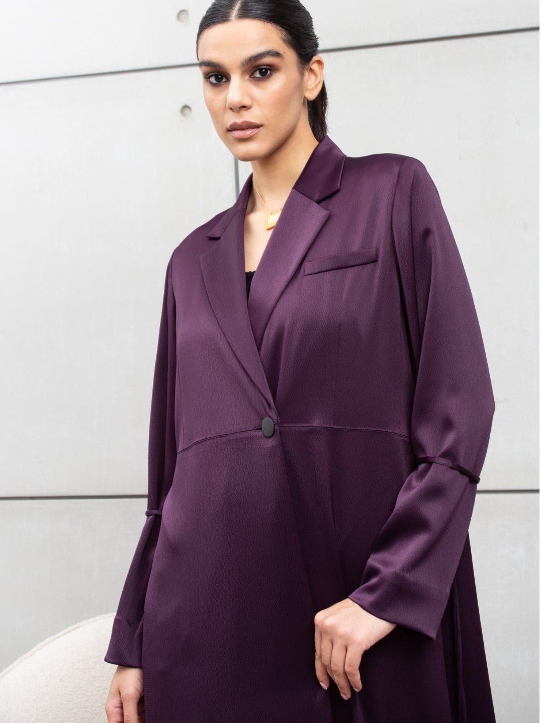 AB-SP-PUR - CHIKA - MIRA Y MANO