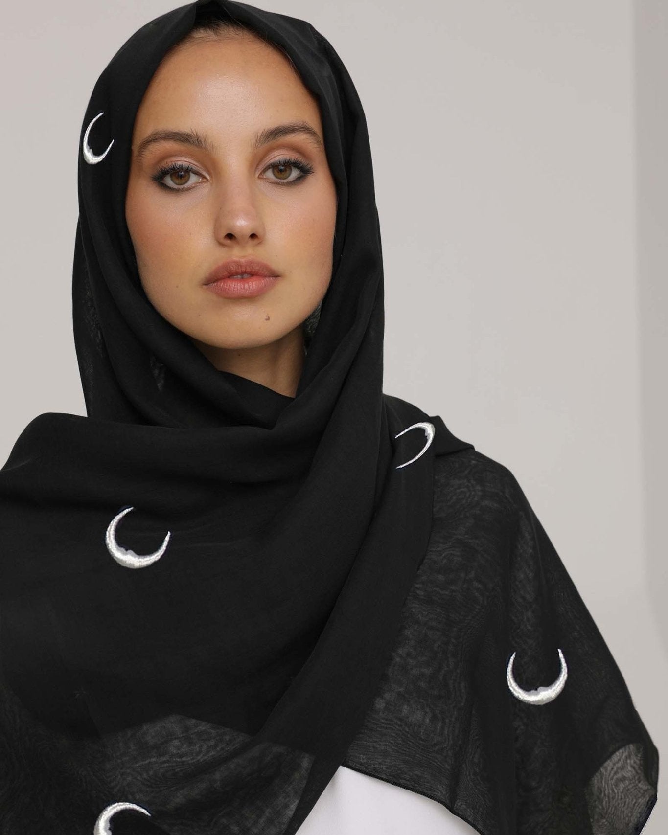 AR0026 AYLA - FOULARD - MIRA Y MANO