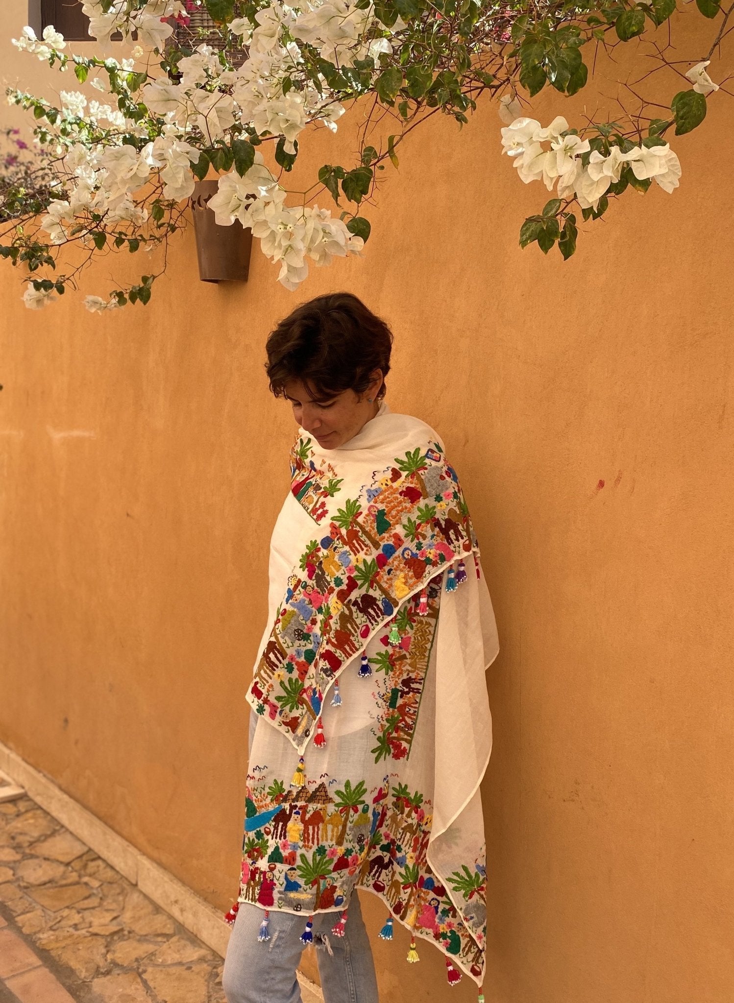 S29-A - NEVIN ALTMANN - MIRA Y MANO