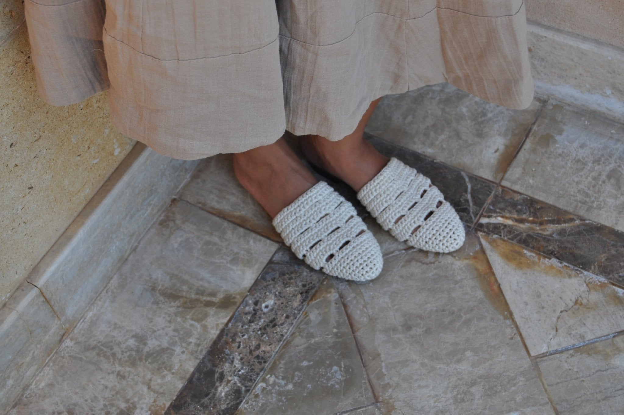 RAML-CR -53 - RAMLA - MIRA Y MANO