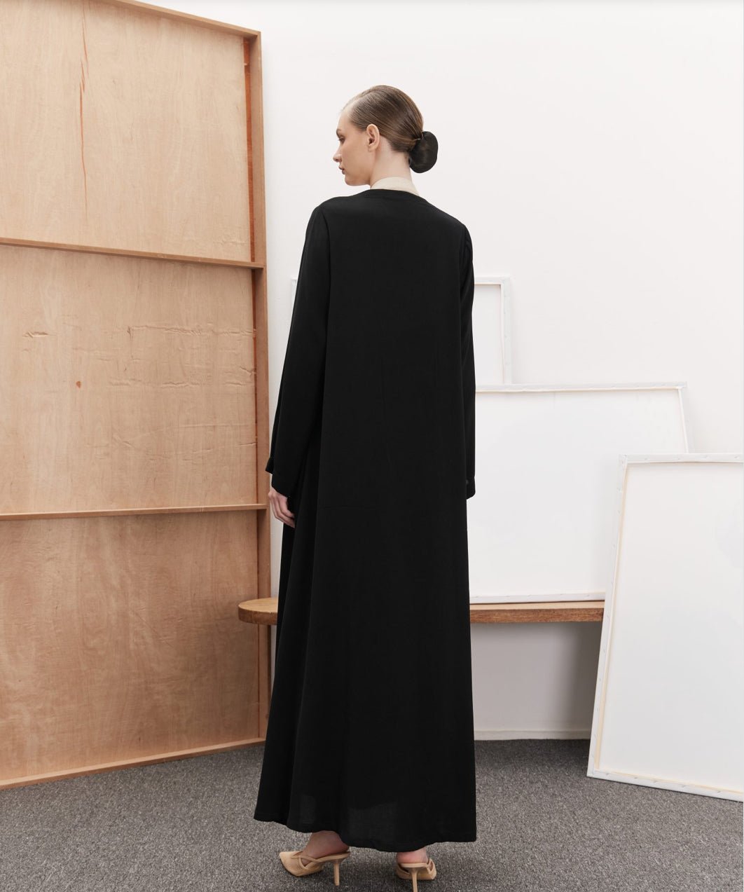 CODE-0271 - ZAH DESIGN - MIRA Y MANO