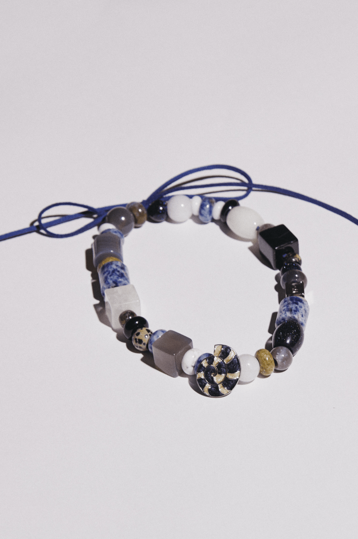 LIVIA CHOKER NECKLACE - 1309 - MIRA Y MANO
