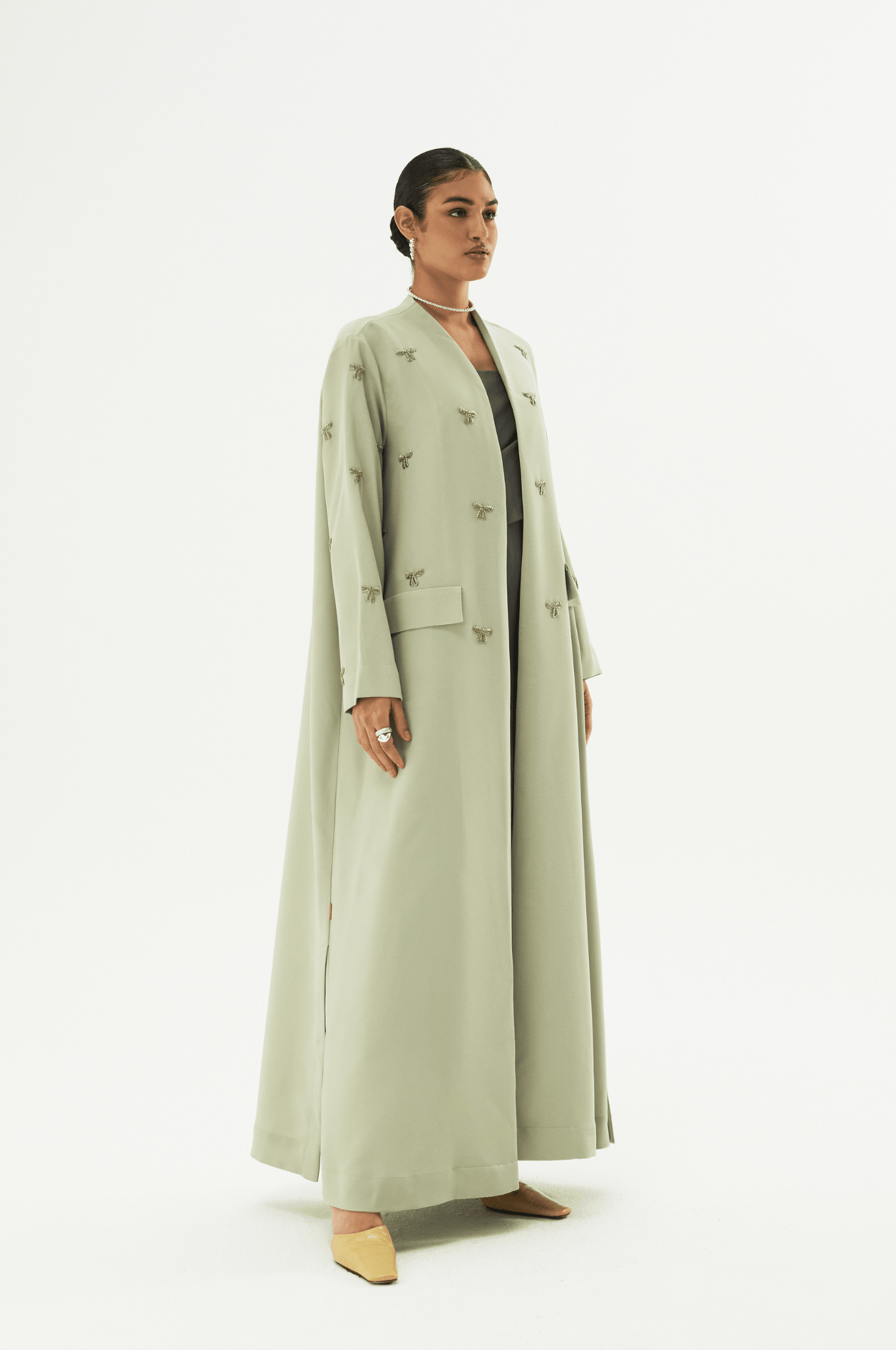 SOFIA - LSG ABAYA - 1309 - MIRA Y MANO