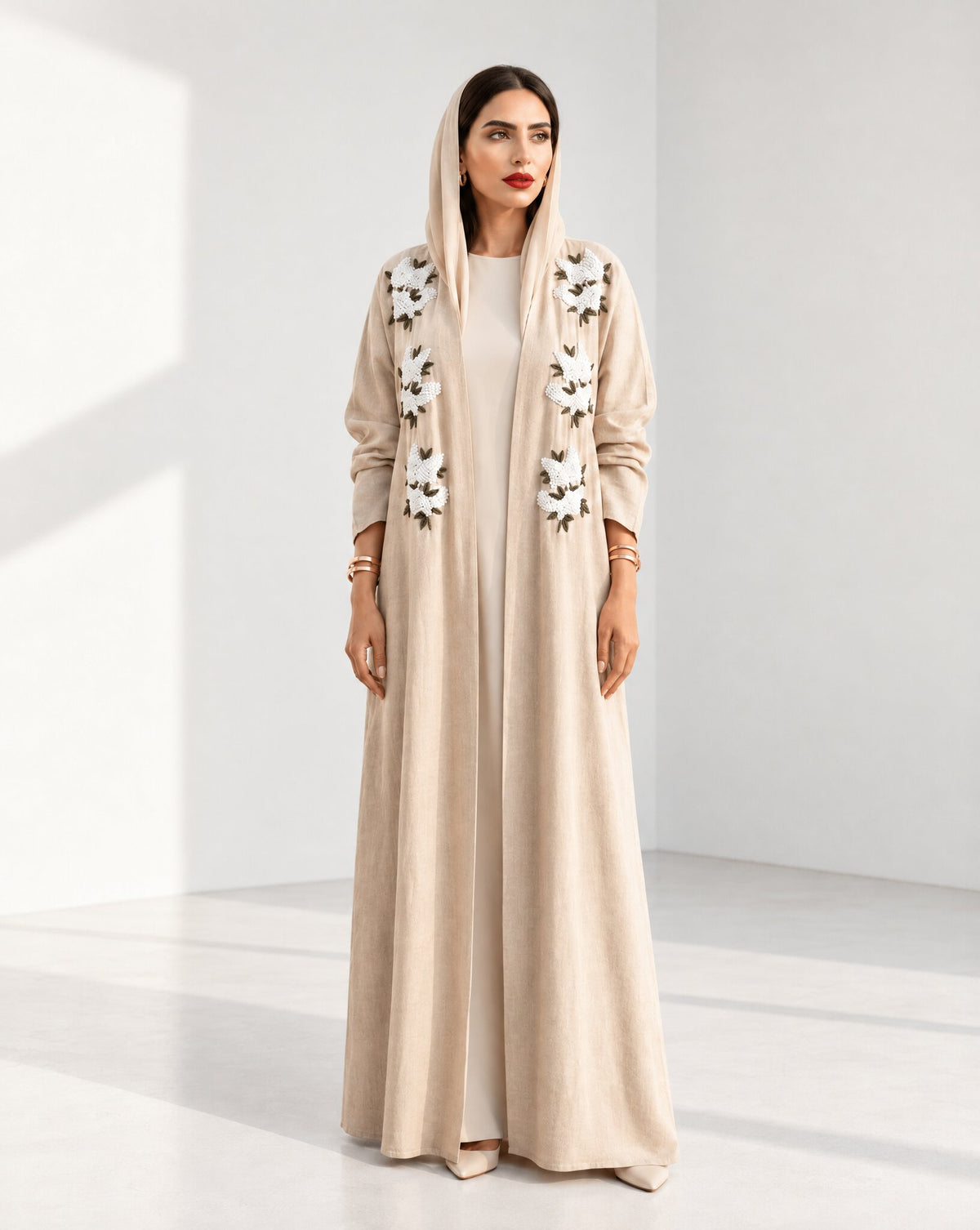 QM-0025 – عباية كتان بيج