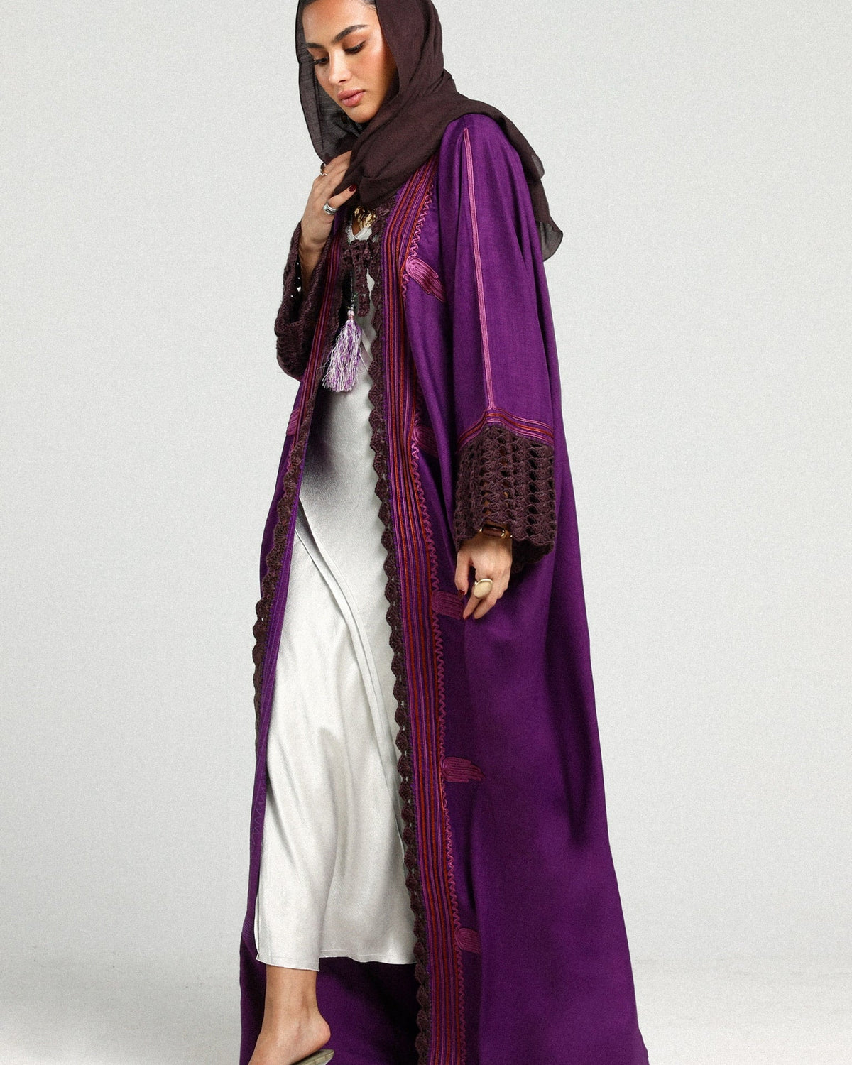 Sassberry – Indigo Linen Abaya – Product image 3