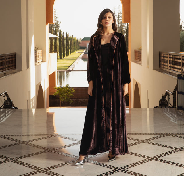 LA0751.PCH ABAYA