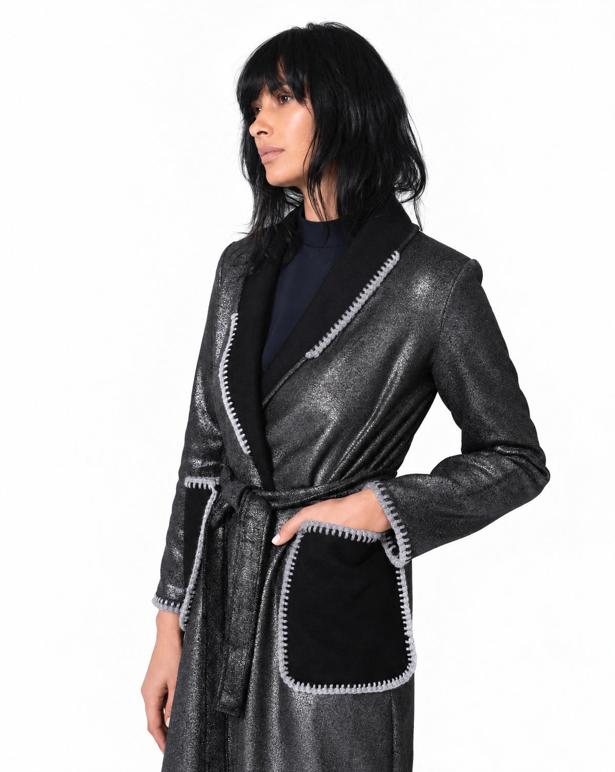 F213 ABAYA