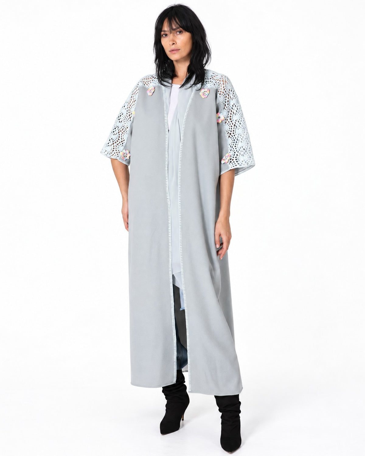 F208 ABAYA