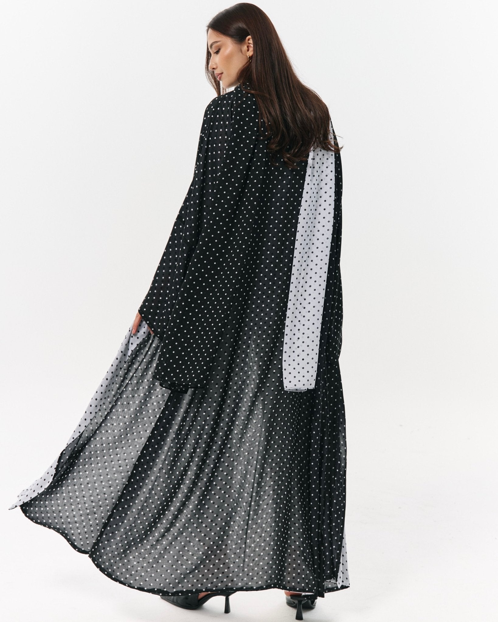 47RM036 ABAYA - ACE DESIGNS - MIRA Y MANO