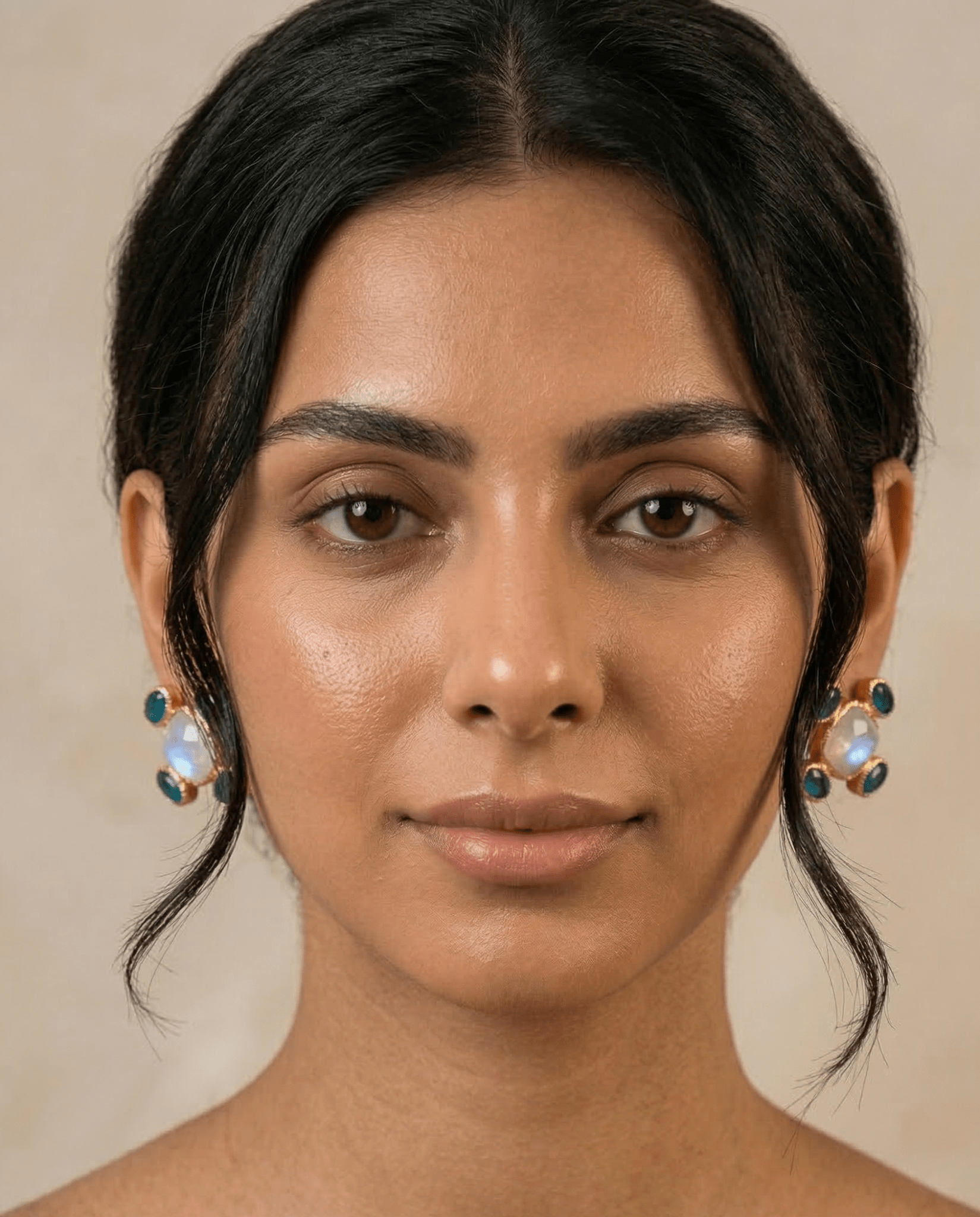 E012 - BL EARRINGS - AFFLUENT BY MAI - MIRA Y MANO
