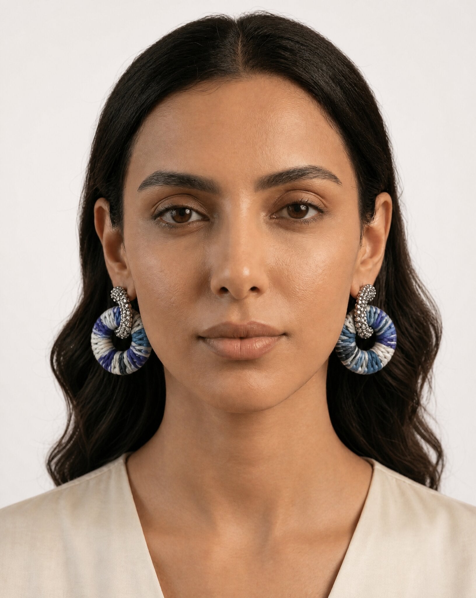 E04-B EARRINGS - AFFLUENT BY MAI - MIRA Y MANO