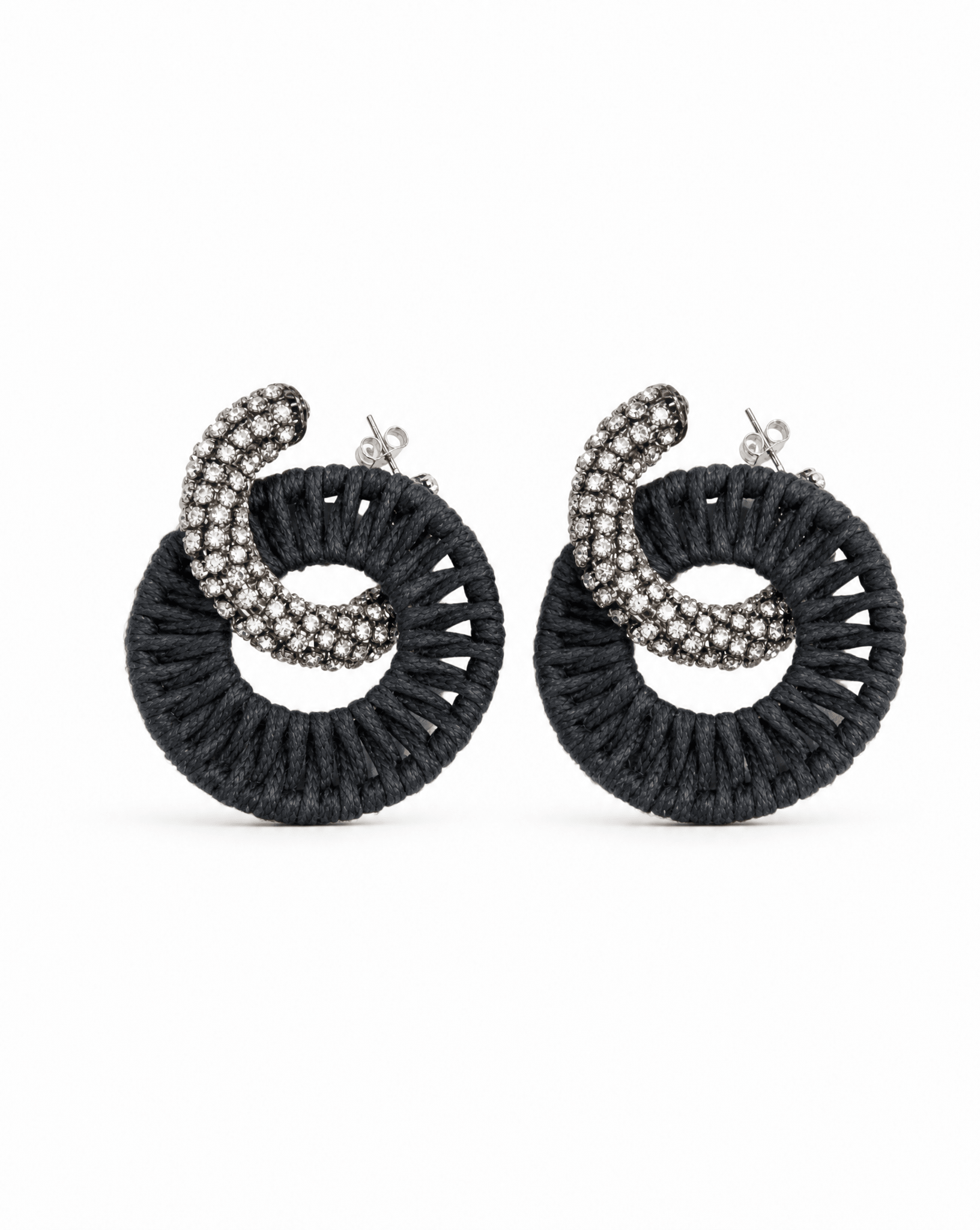 E04-GY EARRINGS - AFFLUENT BY MAI - MIRA Y MANO