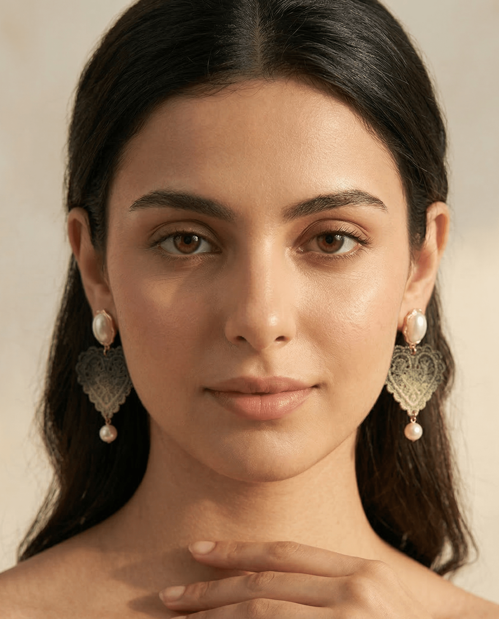 E05 - GR EARRINGS - AFFLUENT BY MAI - MIRA Y MANO