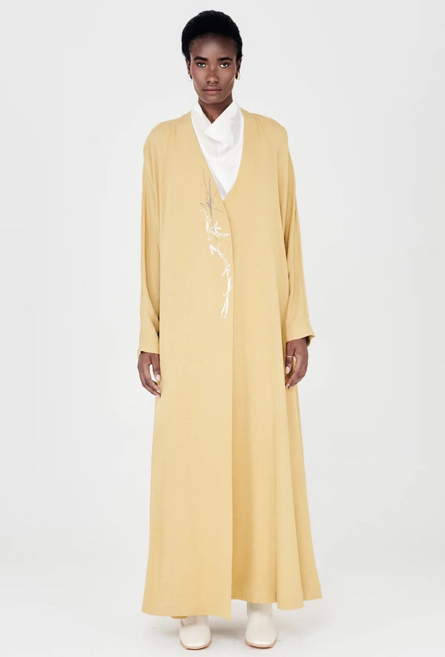 HEYAM - YEL0013 ABAYA - AISIL - MIRA Y MANO