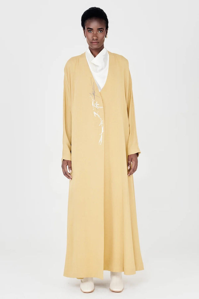 HEYAM - YEL0013 ABAYA - AISIL - MIRA Y MANO