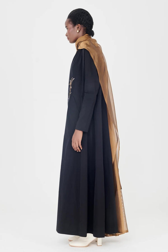 HIND - BLK - BRN007 ABAYA - AISIL - MIRA Y MANO