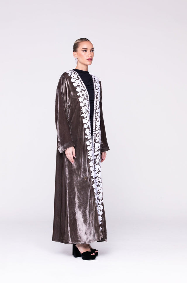 ADL0024 ABAYA - ALDUKAN - MIRA Y MANO