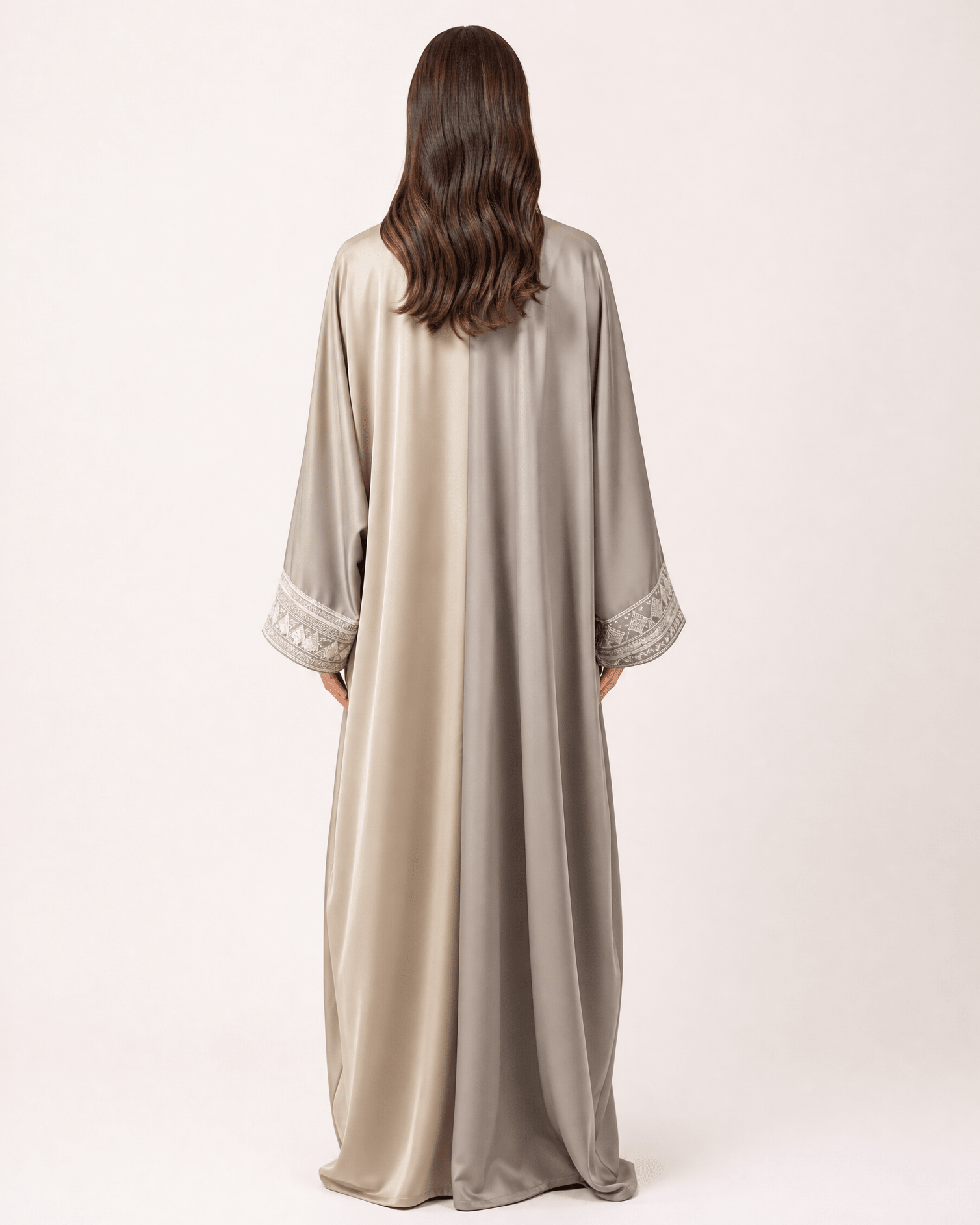 DAA26 - 32 ABAYA - ALDUKAN - MIRA Y MANO