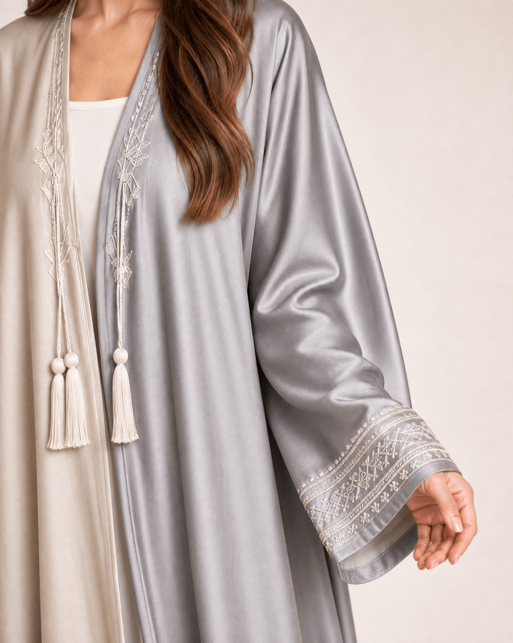 DAA26 - 32 ABAYA - ALDUKAN - MIRA Y MANO
