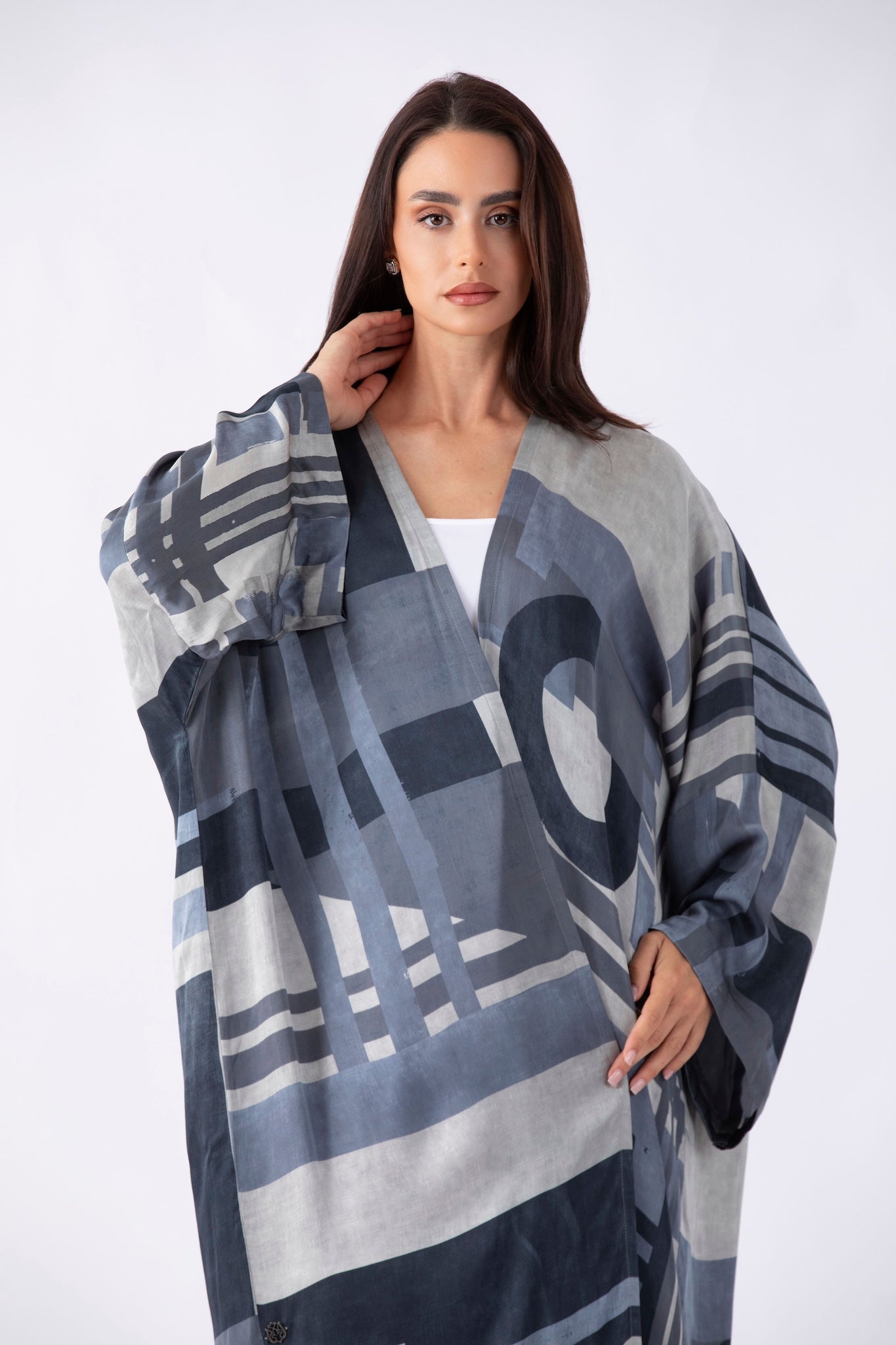 DAA26-71 ABAYA - ALDUKAN - MIRA Y MANO