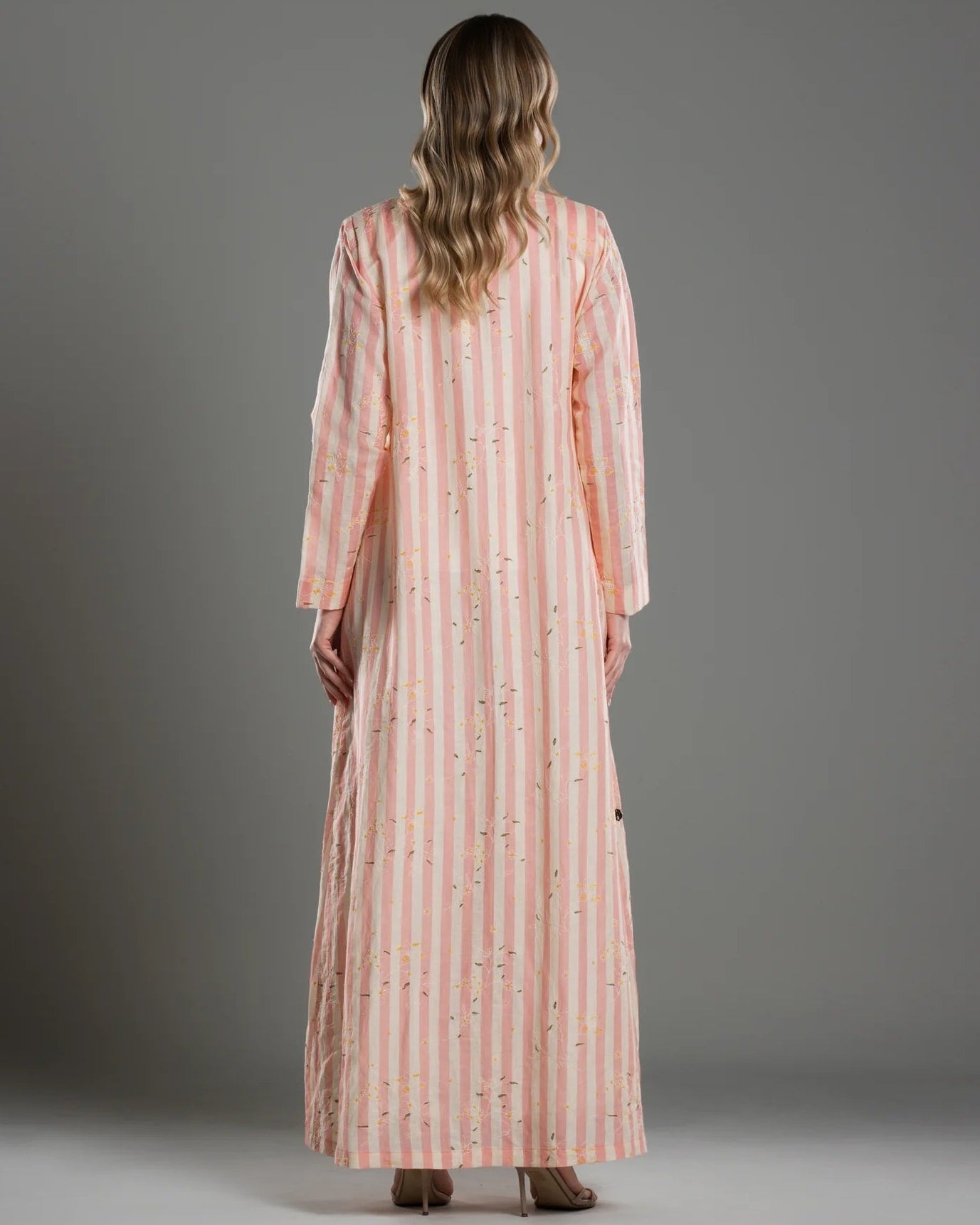 DSC26-002 – Pink Linen Abaya - ALDUKAN - MIRA Y MANO