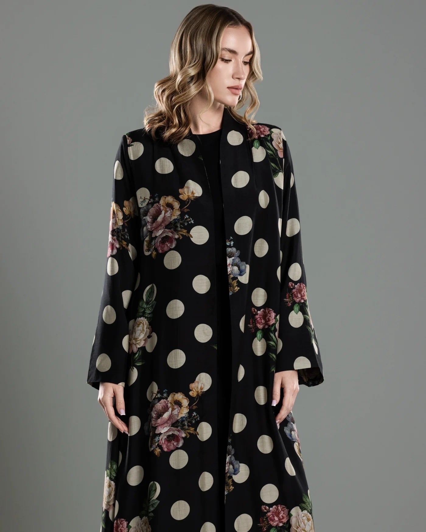 DSC26-006 – Black Silk Cotton Abaya - ALDUKAN - MIRA Y MANO