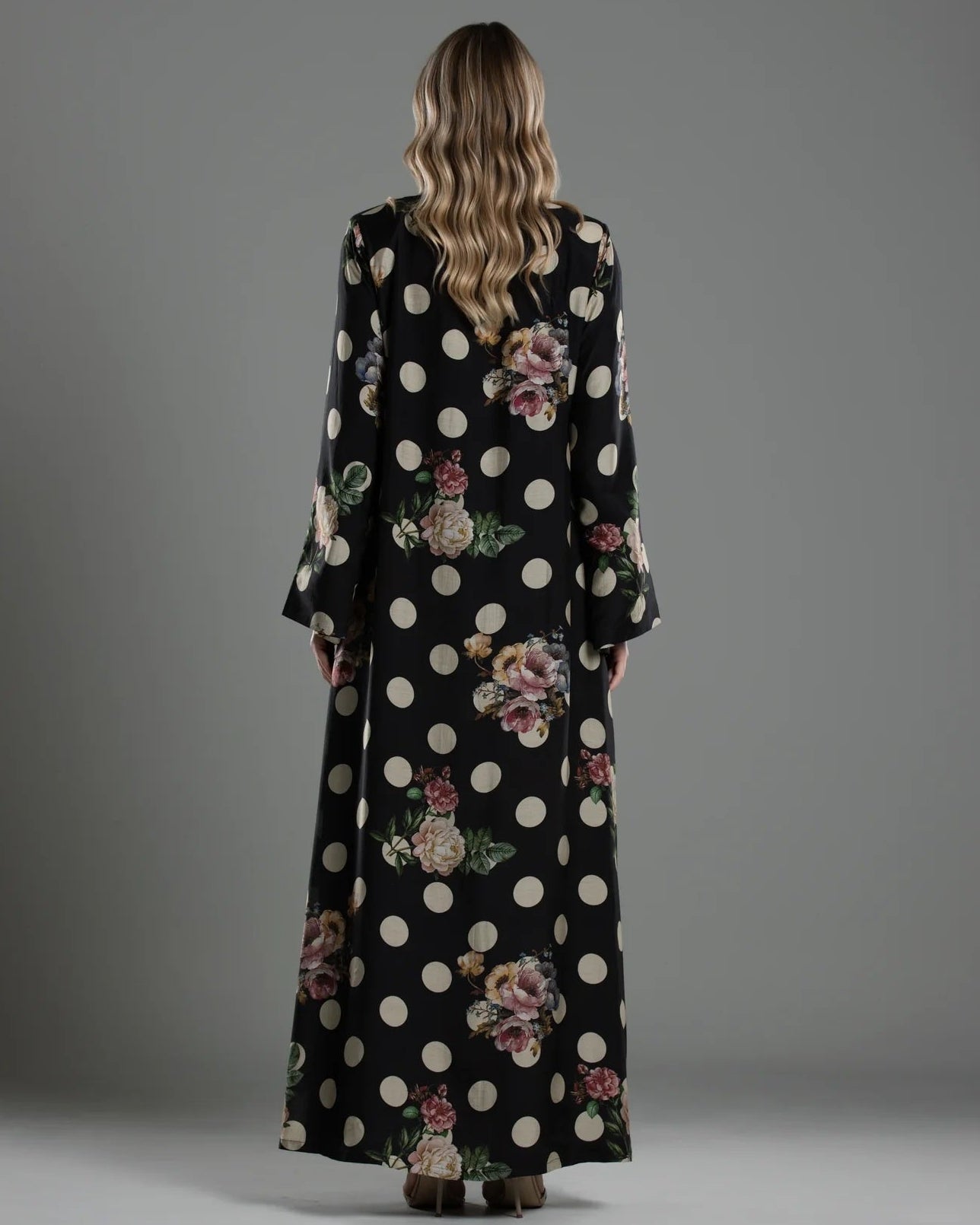 DSC26-006 – Black Silk Cotton Abaya - ALDUKAN - MIRA Y MANO