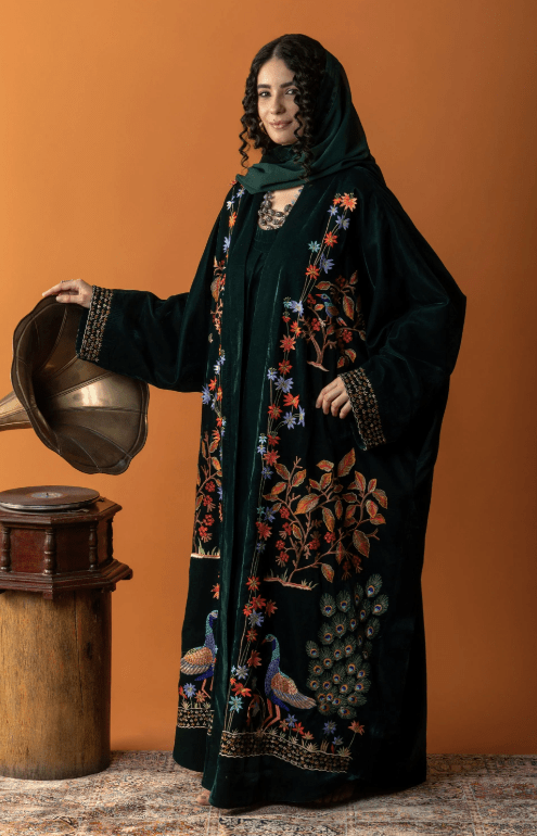 IBTISAM ABAYA - AMORE MIO BY HITU - MIRA Y MANO